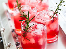 当奶茶爱上盐，『反直觉创新口味』开始出现